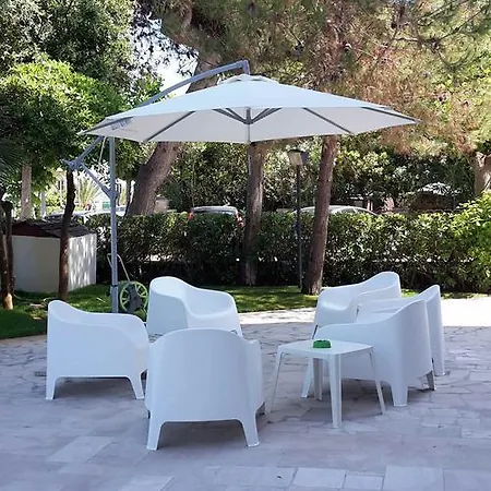 Royal Hotel 3*
